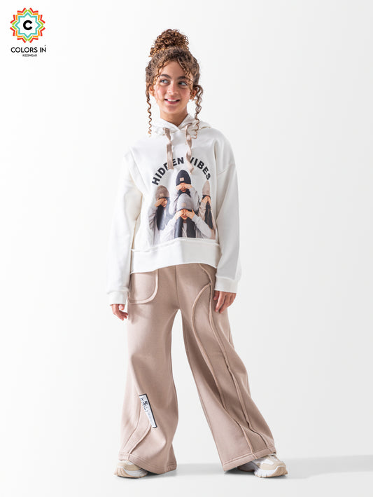 Girl’s suit