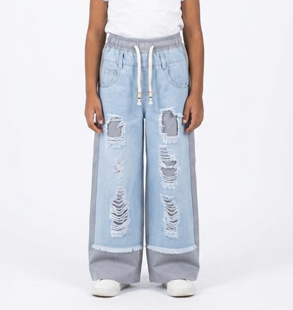 Pink girls' pants by Fox Kids, featuring comfortable fabric and stylish design, perfect for casual wear.